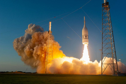 НАСА купит шесть лунных кораблей Orion